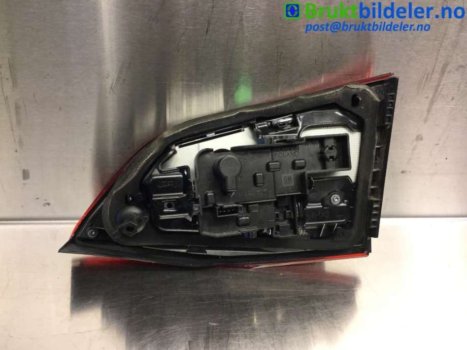 Baklykt venstre indre til Opel Astra K 2015-->>  (OPEL|1342 7512|368158932|)