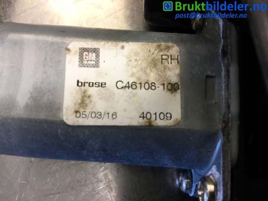Ruteheis høyre foran til Opel Astra K 2015-->>  (OPEL|13406674|C31348-102|C46108-100)