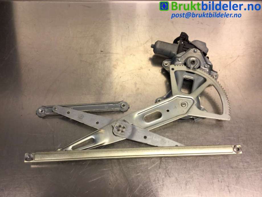 Ruteheis høyre foran til Toyota Prius +7 2012-2020 (Type III) (stasjonsvogn) (stasjonsvogn) (TOYOTA|69801-52070||85710-12460)