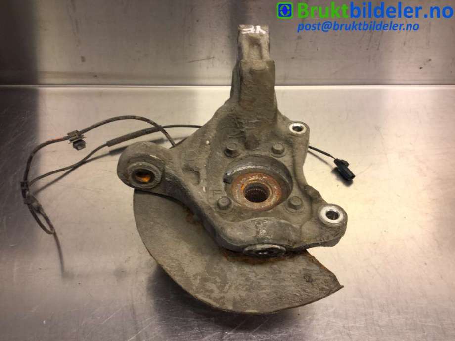 Hjulspindel venstre foran til Toyota Prius +7 2012-2020 (Type III) (stasjonsvogn) (stasjonsvogn) (TOYOTA|43202-47030|)