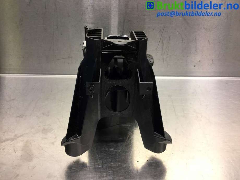 Pedal gass/brems/clutch til Škoda Superb 2015-->> (Type III) (SKODA|5Q1 723 058 BG|)