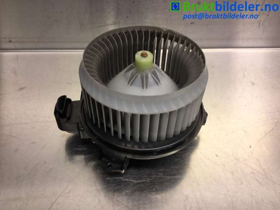 Varmeapparat motor til Toyota RAV4, 2006-2009 (Type III, Fase 1)  (TOYOTA|272700-8041)