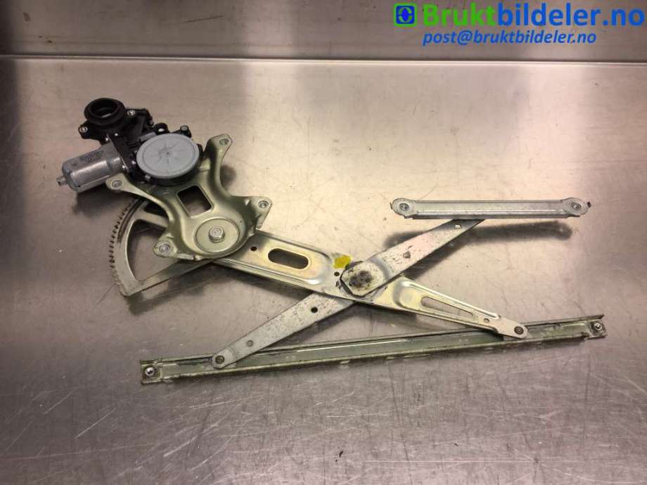 Ruteheis venstre foran til Toyota RAV4, 2006-2009 (Type III, Fase 1)  (TOYOTA|122520-10540)