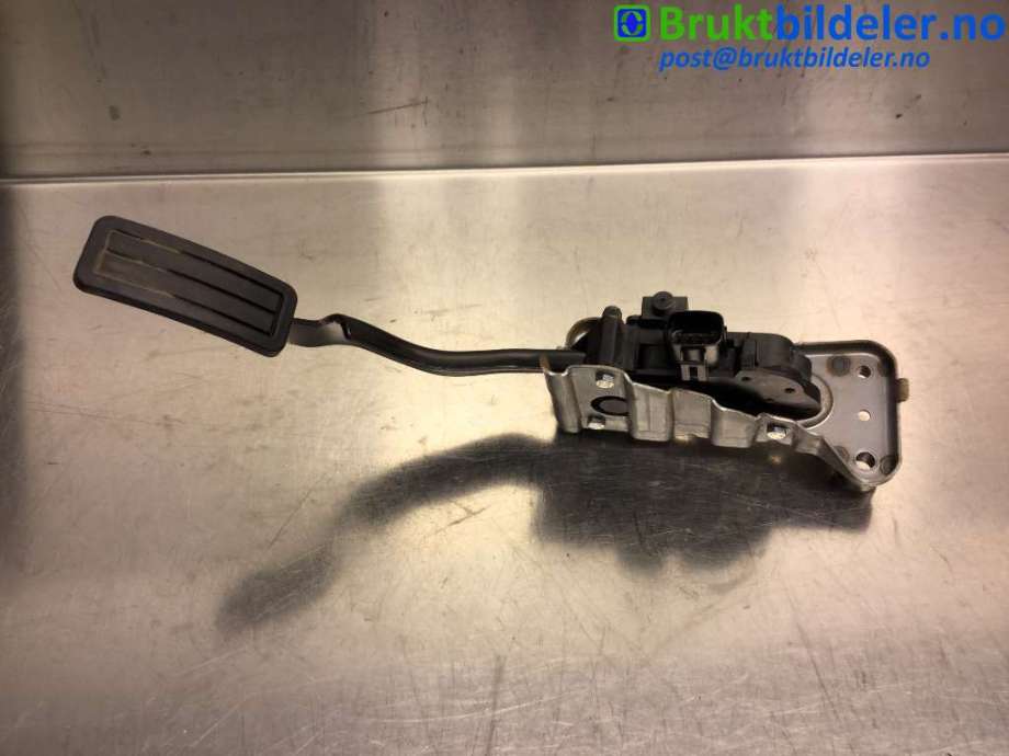 Pedal gass til Land Rover Discovery 2005-2009 (Type III) (LAND-ROVER|SLC500021|)