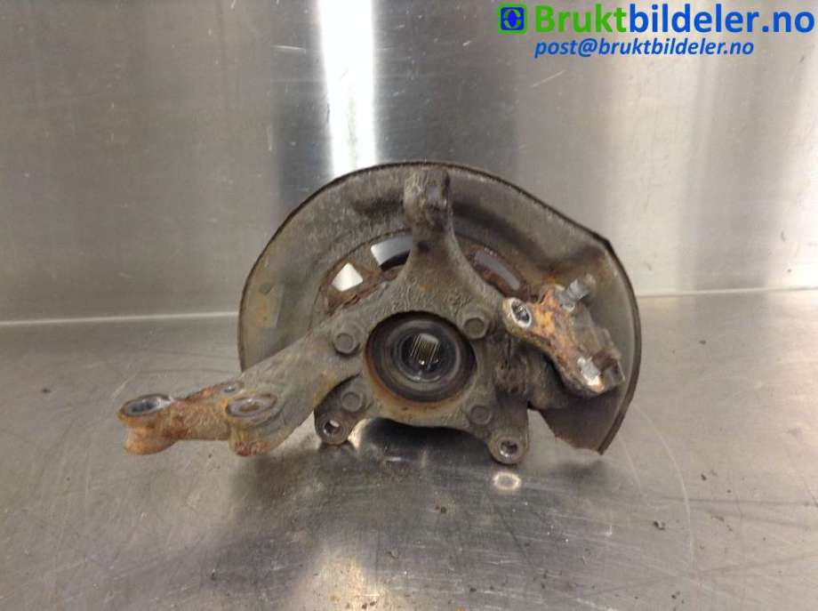 Hjulspindel høyre foran til Toyota RAV4 2006-2009 (Type III, Fase 1)  (TOYOTA|43211-42081|)
