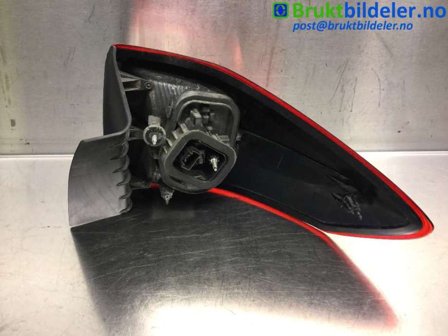 Baklykt venstre til Ford C-Max 2010-2015 (Type II, Fase 1)  (FORD|AM51-13405-BF|89505047|)