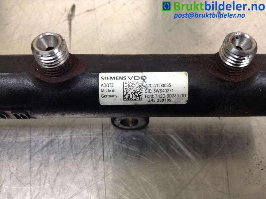 Dyseskinne (fuelrail) til Land Rover Discovery 2005-2009 (Type III)  (LAND-ROVER|7H2Q-9D280-DD||A2C27000085)