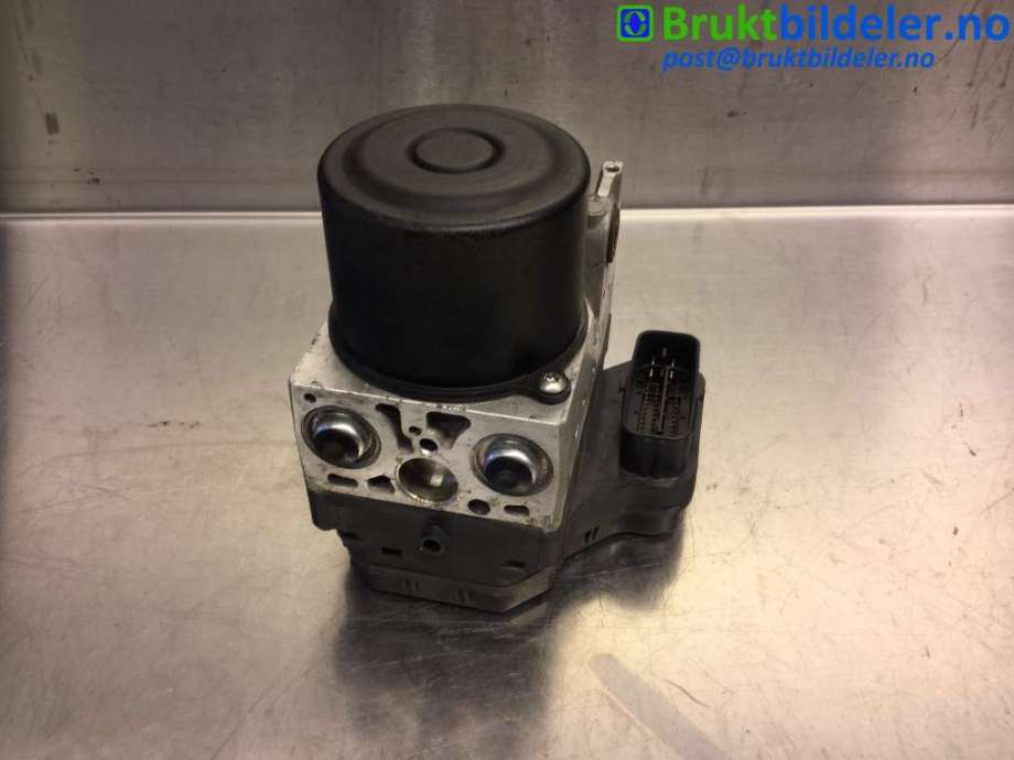 ABS sentral til Toyota RAV4, 2006-2009 (Type III, Fase 1)  (TOYOTA|89541-42220)