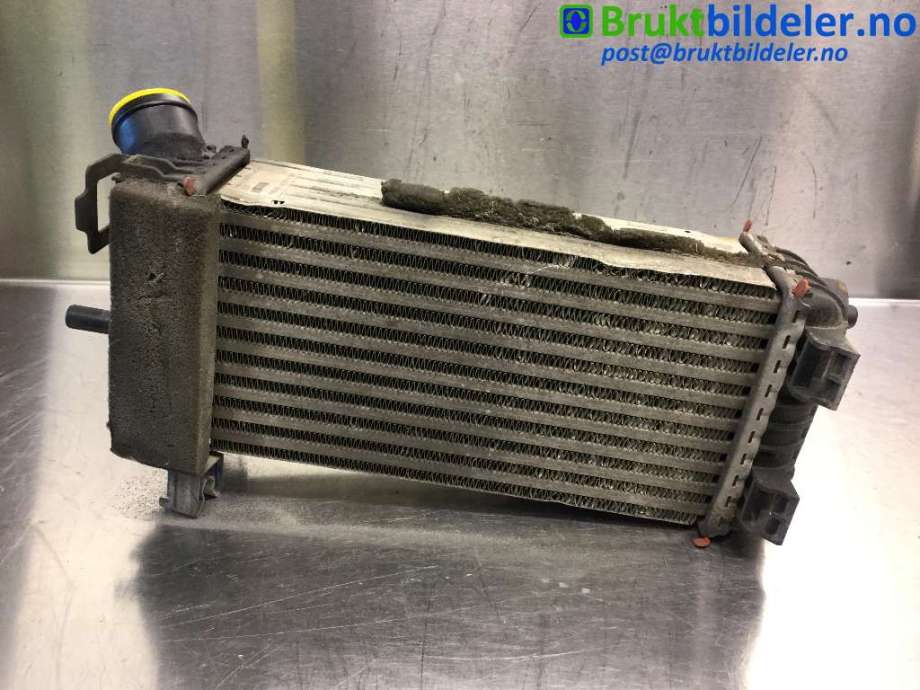 Intercooler til Ford C-Max 2010-2015 (Type II, Fase 1)  (FORD|8V61-9L440-CC|T7052003|)