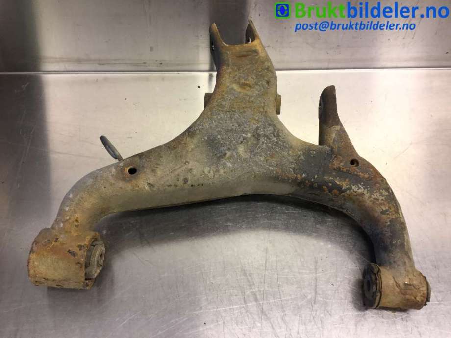 Bærebru venstre bak til Land Rover Discovery 2005-2009 (Type III)  (LAND-ROVER|RGG500371|)