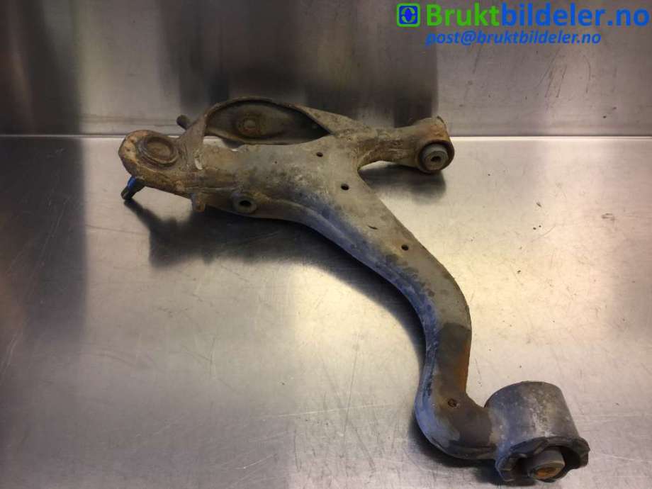 Bærebru venstre foran nedre til Land Rover Discovery 2005-2009 (Type III)  (LAND-ROVER|RBJ501250|)