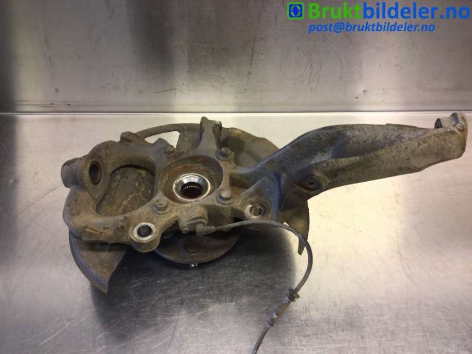 Hjulspindel høyre foran til Land Rover Discovery 2005-2009 (Type III)  (LAND-ROVER|RUB000224|)