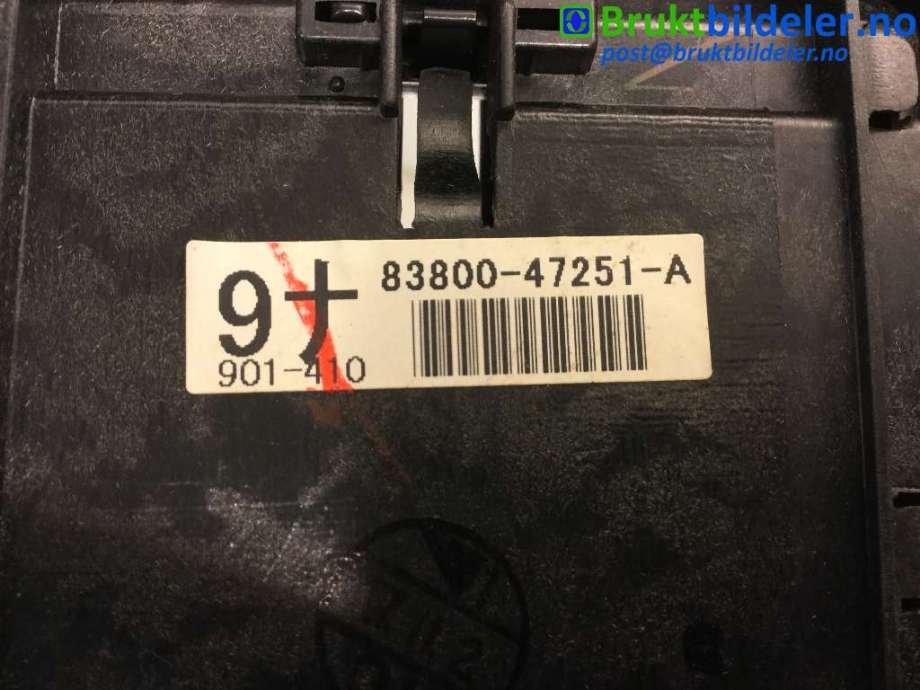 Instrumentpanel til Toyota Prius 2004-2009 (Type II) (COMBI) (COMBI) (TOYOTA|83800-47251-A|)