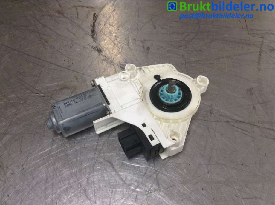 Ruteheis høyre foran til Audi A6 2005-2008 (Type III, Fase 1) (C6) (C6) (AUDI|4F0 959 802 B|1101-997008-105|)