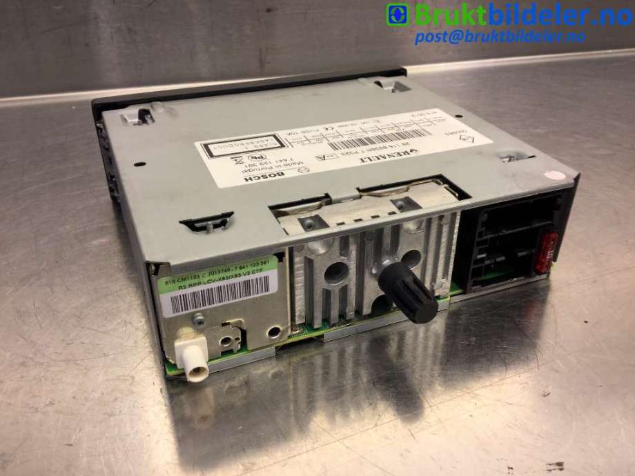 Bilstereo til Nissan NV400 2012-->>  (NISSAN|28 115 8338R T|7 641 123 391|)