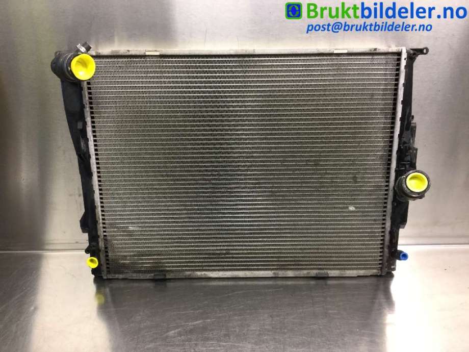Radiator (automat gir) til BMW 1-Serie, 2004-2011 (E81/E82/E87/E88) (E81/E82/E87/E88) (BMW|1711 7 564 654)