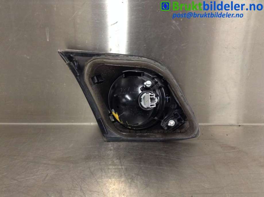 Baklykt høyre indre til Mazda 3 2006-2009 (Type I, Fase 2)  (MAZDA|)