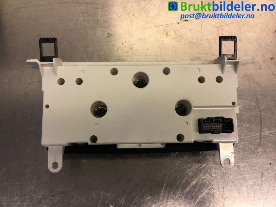 Varmeapparat betjening til Mazda 3 2006-2009 (Type I, Fase 2)  (MAZDA|K1900BAB5|)