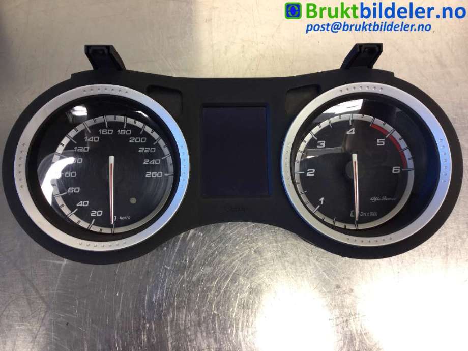 Instrumentpanel til Alfa Romeo 159 2005-2011 (ALFA ROMEO|56089892|A2C53367584|)