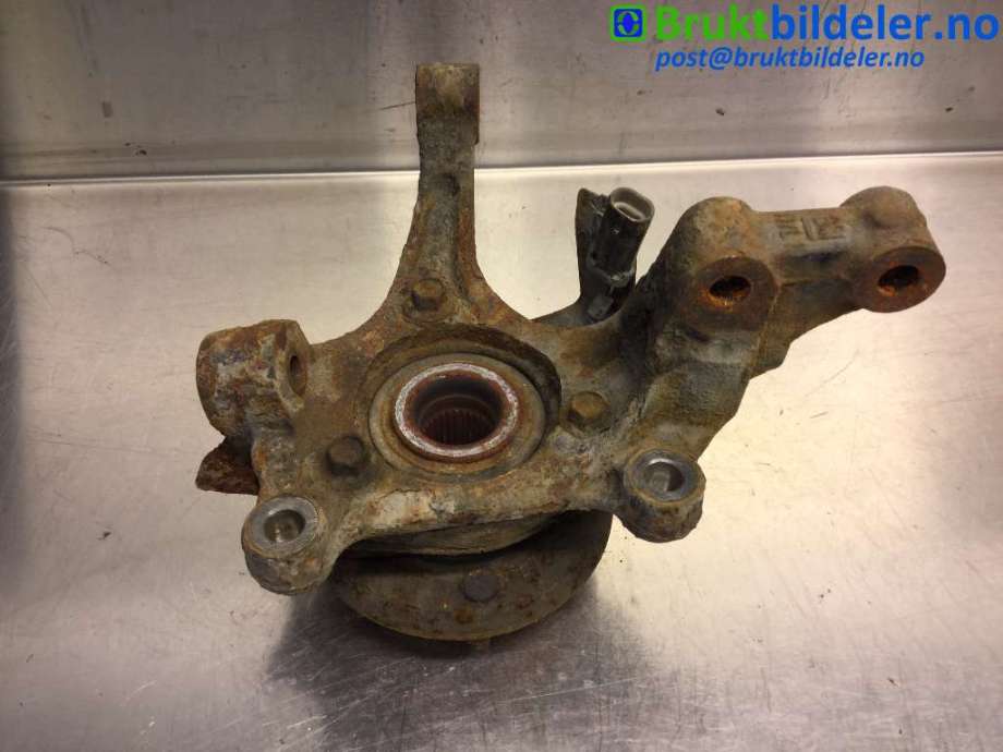 Hjulspindel venstre foran til Chevrolet Captiva 2006-2010 (Fase 1) (CHEVROLET (KR)|96626337|)