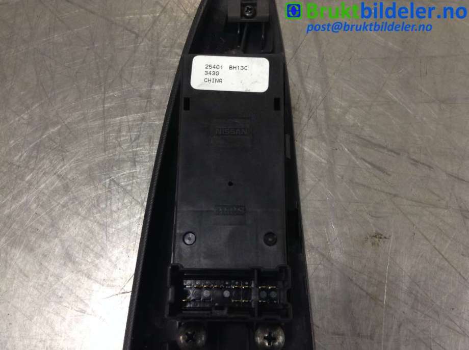 Bryter ruteheis til Nissan Note 2006-2013 (Type I) (NISSAN|25401BH13C|)