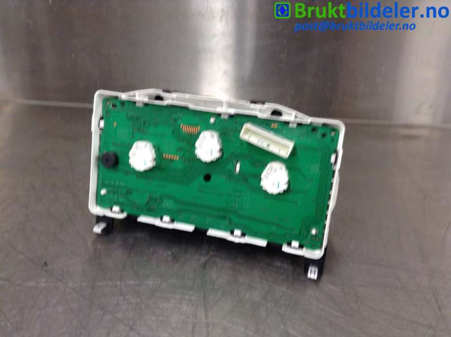 Instrumentpanel til Nissan Note 2006-2013 (Type I) (NISSAN|)