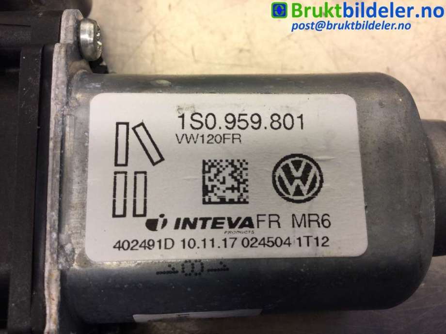 Ruteheis høyre foran til VW E-Up 2013-2019 (VOLKSWAGEN|1S0 959 801|)