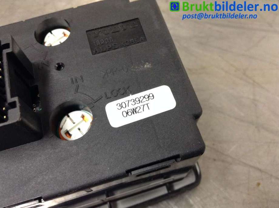 Bryter lys til Volvo V50 2004-2007 (Fase 1) (VOLVO|30739299|)