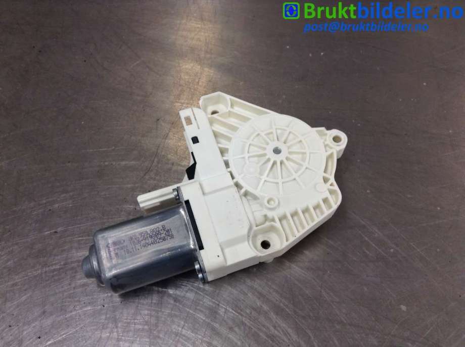 Ruteheis høyre foran til Audi A6, Allroad 2015-2019 (Type III, Fase 2) (C7) (C7) (AUDI|8K0 959 802 B|1036-919809-201|)