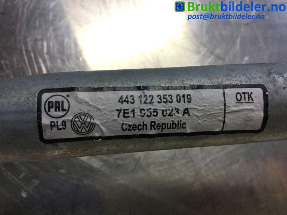 Viskermotor frontrute til VW Transporter / Caravelle 2015-2019 (T6) (T6) (VOLKSWAGEN|7E1 955 113 B|443 122 351 017|7E1 955 023 A)