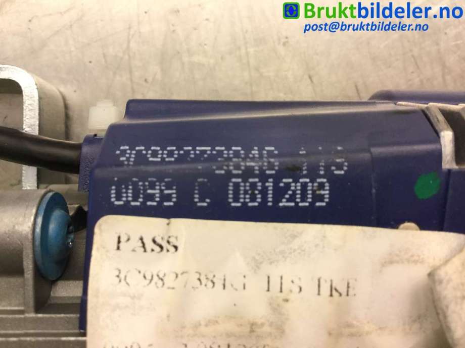 Baklukeåpner motor til VW Passat 2005-2010 (B6) (B6) (VOLKSWAGEN|3C9 827 384 G|)