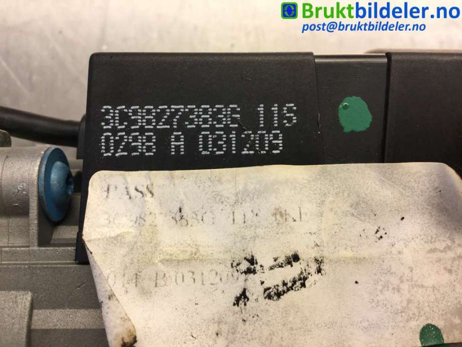 Baklukeåpner motor til VW Passat 2005-2010 (B6) (B6) (VOLKSWAGEN|3C9 827 383 G|)