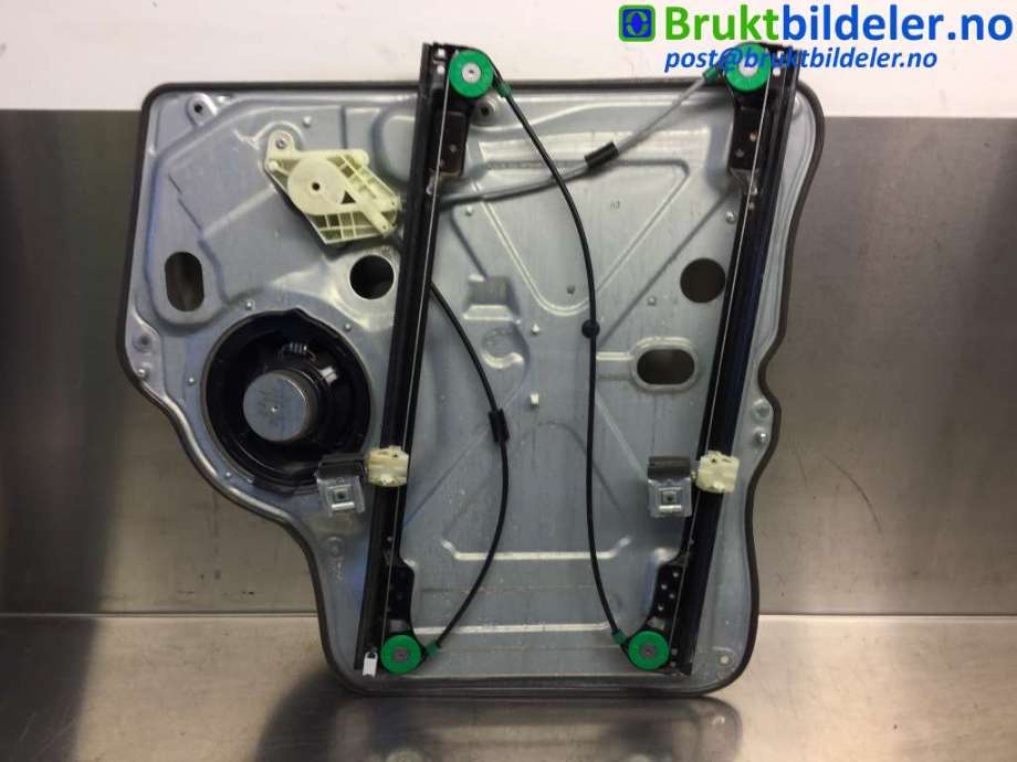 Ruteheis til VW Transporter / Caravelle 2015-2019 (T6) (T6) (VOLKSWAGEN|7E1 837 729 R|)