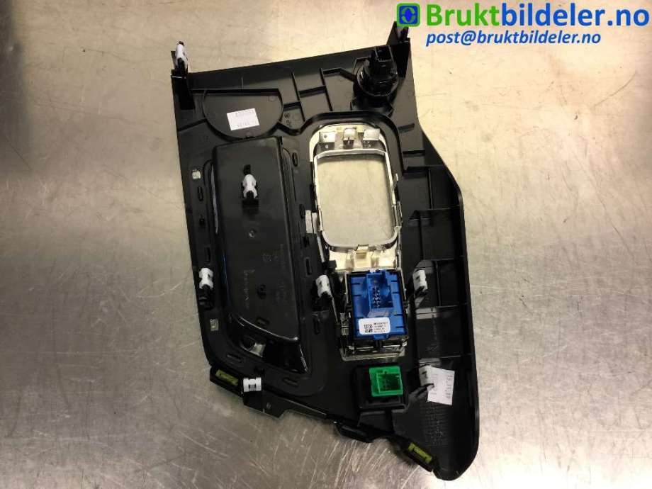 Diverse deler til Peugeot 5008 2017-->> (Type II) (PEUGEOT|98 150 492 77|98294270ZD|)