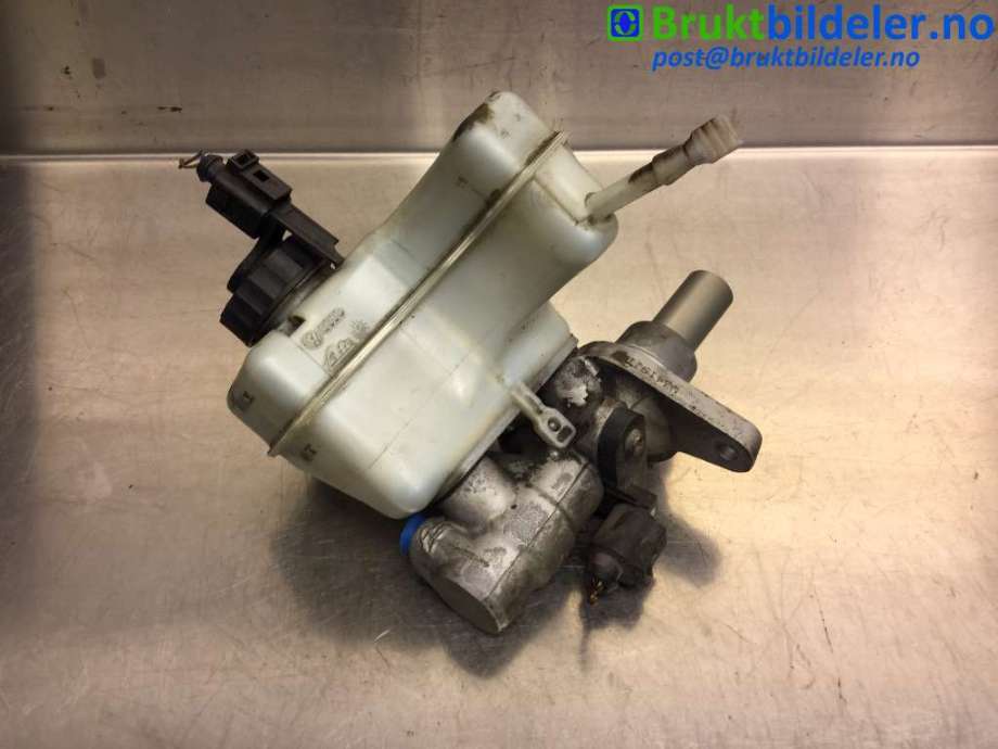Bremsepumpe hoved til VW Passat 2005-2010 (B6) (B6) (VOLKSWAGEN|3C1 611 301|)