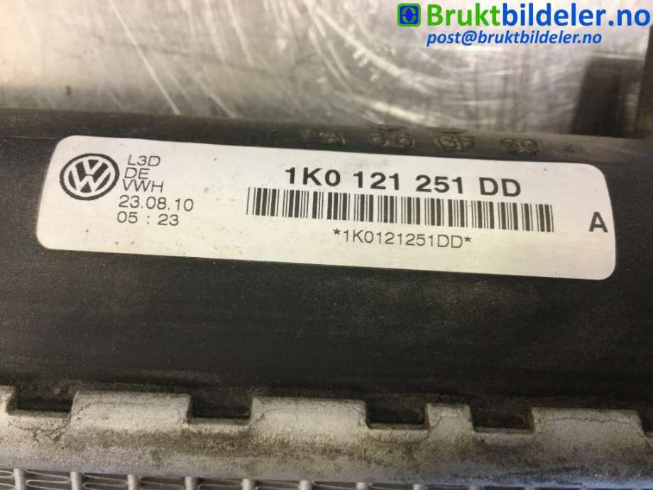 Radiator (manuell gir) til VW Golf VI 2008-2012  (VOLKSWAGEN|1K0 121 251 DD|)