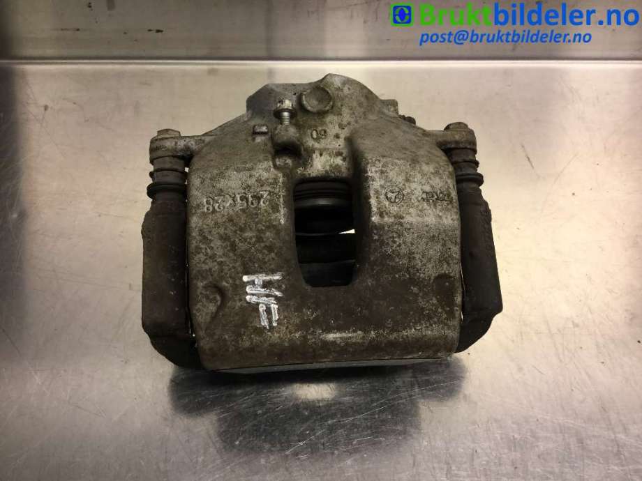 Bremsecaliper høyre foran til Mercedes C-Klasse, 2007-2011 (Fase 1) (W204) (W204) (MERCEDES|A 204 421 26 81)
