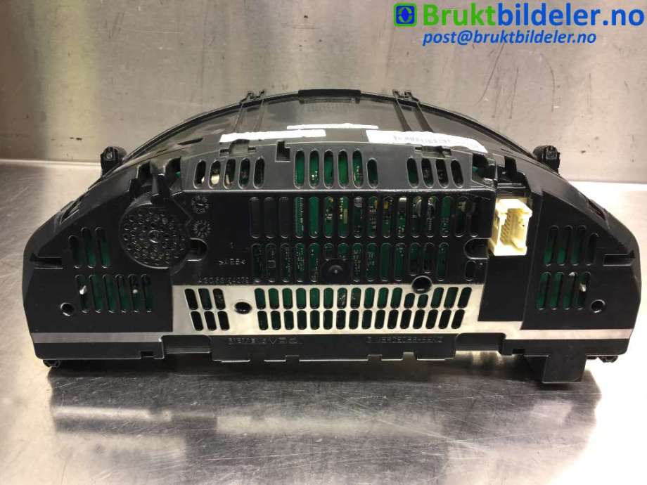 Instrumentpanel til Mercedes C-Klasse 2007-2011 (Fase 1) (W204) (W204) (MERCEDES|A 204 540 27 48|A2C53257629|)