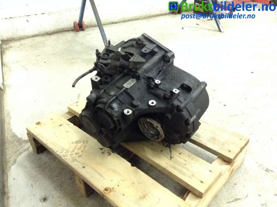 Girkasse manuell 6-trinn til VW Passat 2005-2010 (B6) (B6) (VOLKSWAGEN||JLR)