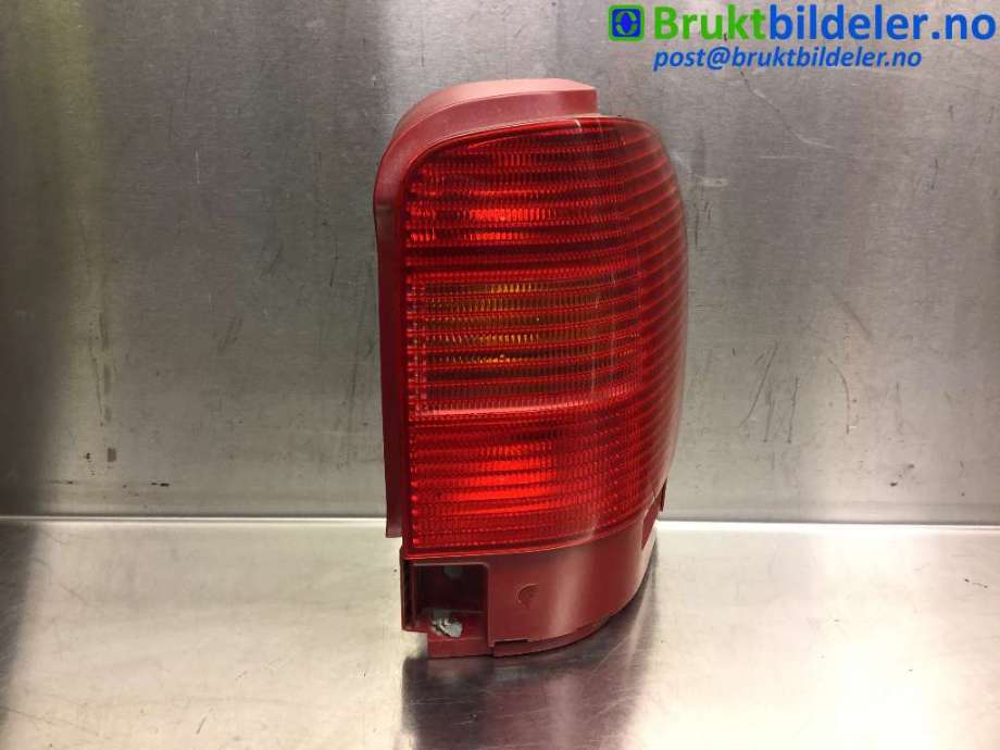 Baklykt høyre til VW Sharan 2000-2010 (Type I, Fase 2) (VOLKSWAGEN|7M3 945 096 J|)