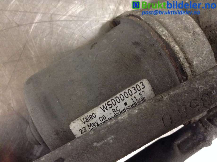 Viskermotor frontrute til Chrysler Voyager 2001-2008 (Type IV)  (CHRYSLER||W00000303)