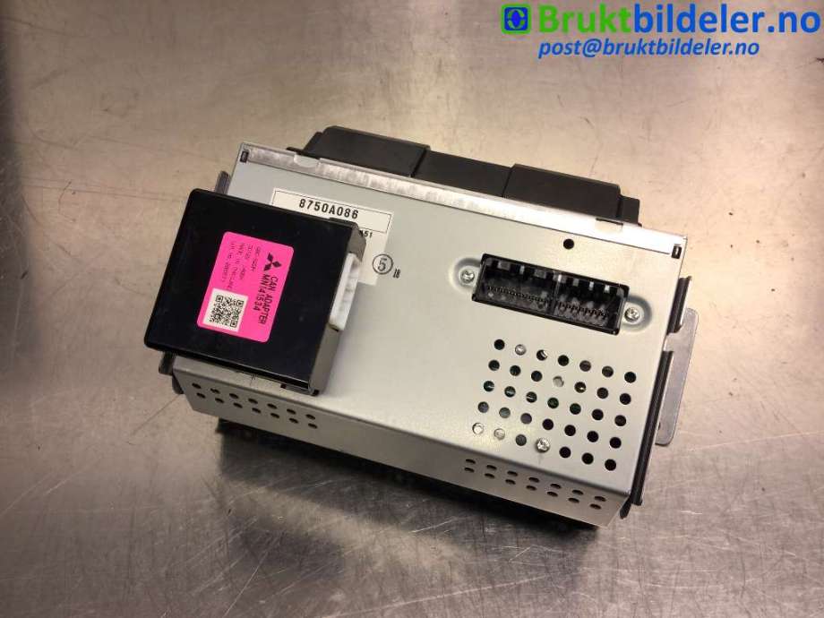 Multimedia display (MCU - Media Controller Unit) til Mitsubishi L200 2006-2015 (Type IV)  (MITSUBISHI|8750 A086|)