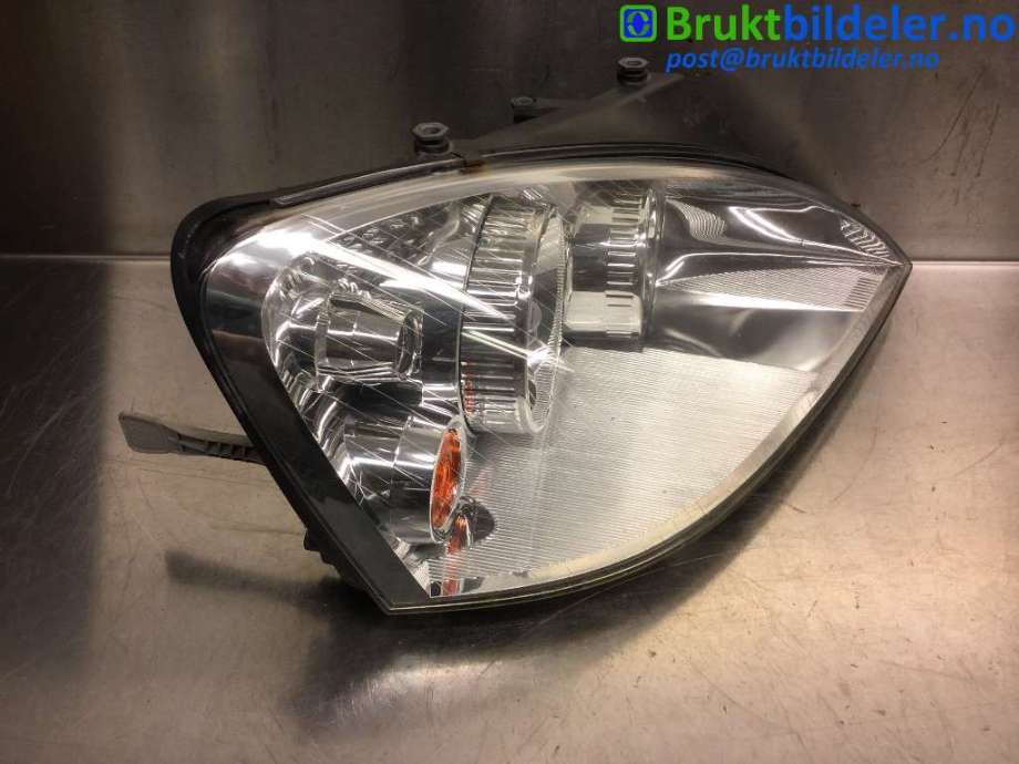 Frontlykt høyre halogen til Ford Galaxy 2001-2006 (Type II)  (FORD||0301 183 204 00)
