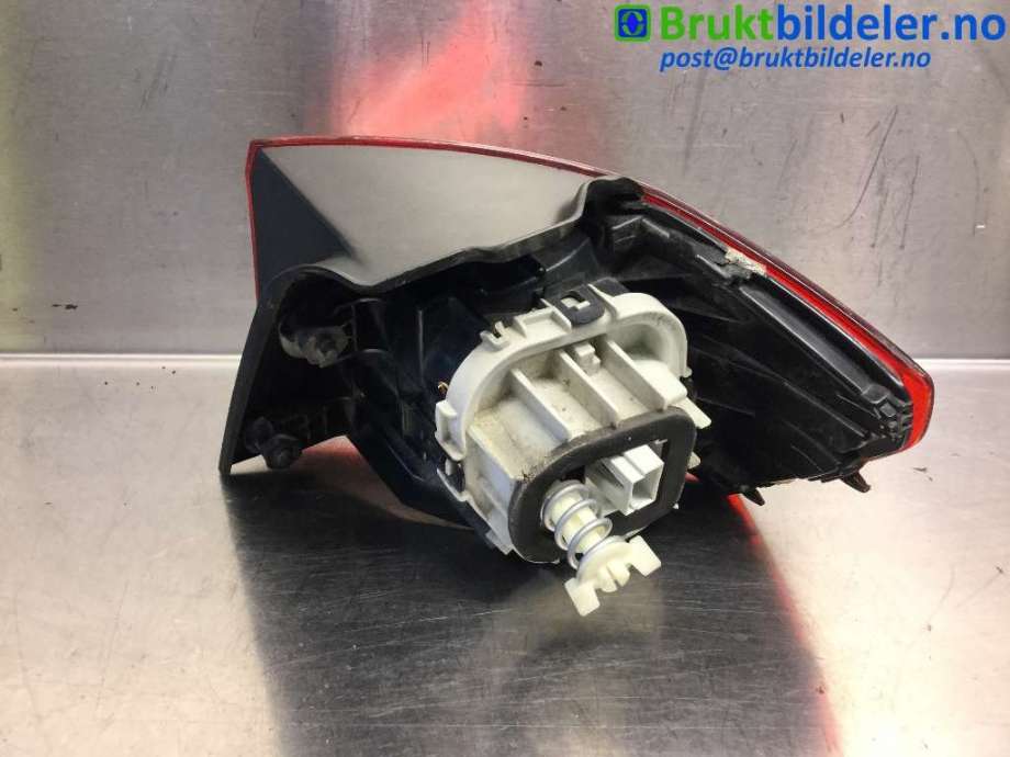 Baklykt venstre til VW Golf Sportsvan 2014-2018  (VOLKSWAGEN|510 945 095 L|90055413A|)