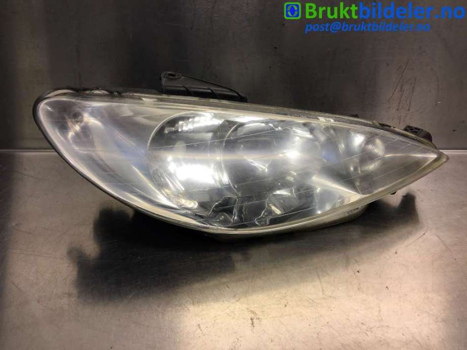 Frontlykt høyre halogen til Peugeot 206 1998-2007  (PEUGEOT|96 605 355 80|)