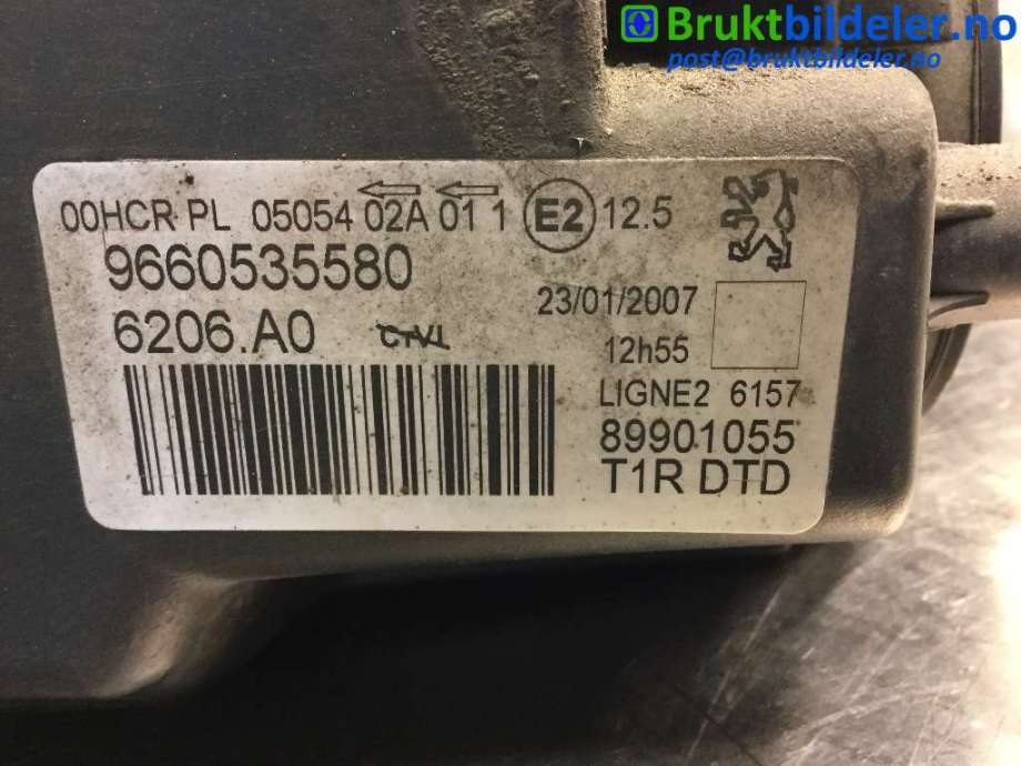 Frontlykt høyre halogen til Peugeot 206 1998-2007  (PEUGEOT|96 605 355 80|)