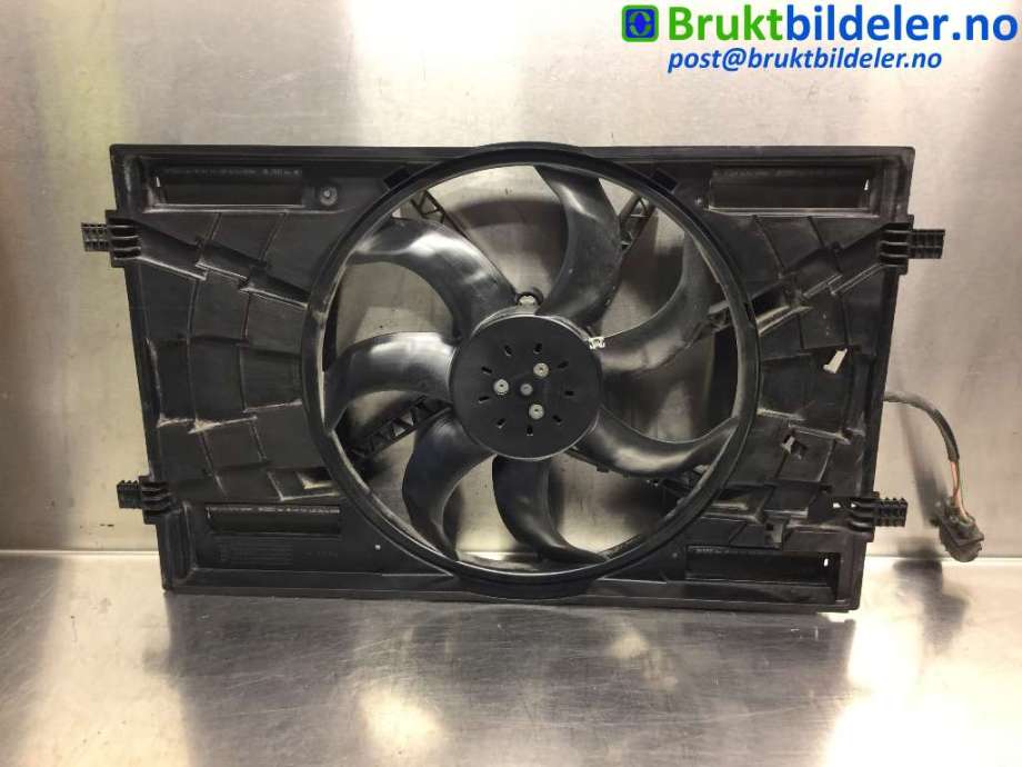 Kjølevifte til VW Golf Sportsvan 2014-2018  (VOLKSWAGEN|5Q0 121 203 AB||5Q0 121 205 Q)