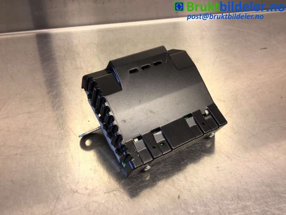 Bilstereo forsterker til Honda Accord 2003-2008 (Type VII)  (HONDA|39186-SEA-G021-M1|)