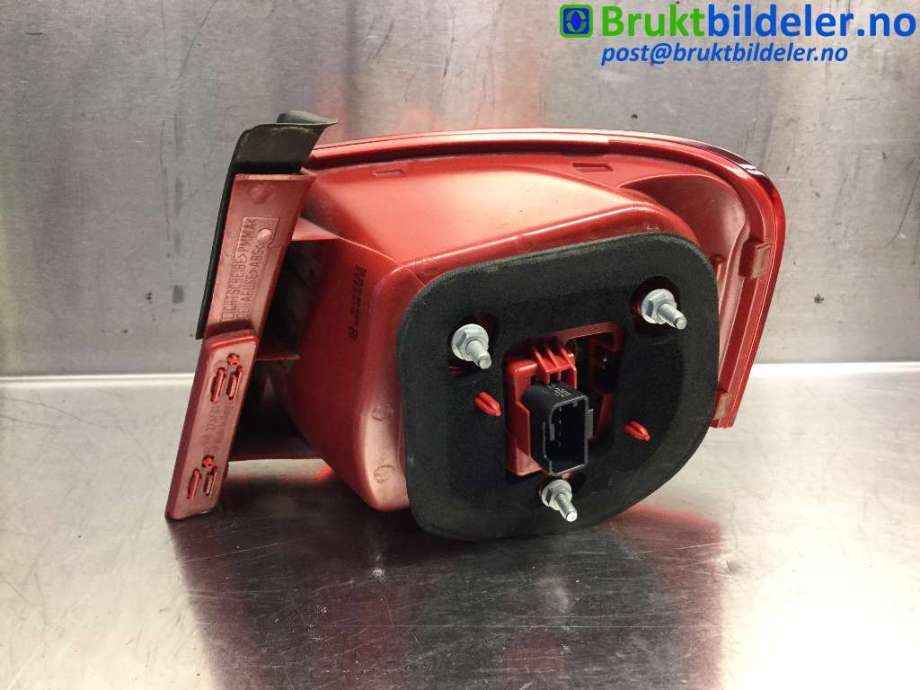 Baklykt venstre til VW Passat 2005-2010 (B6) (B6) (VOLKSWAGEN|3C5 945 095 H|)