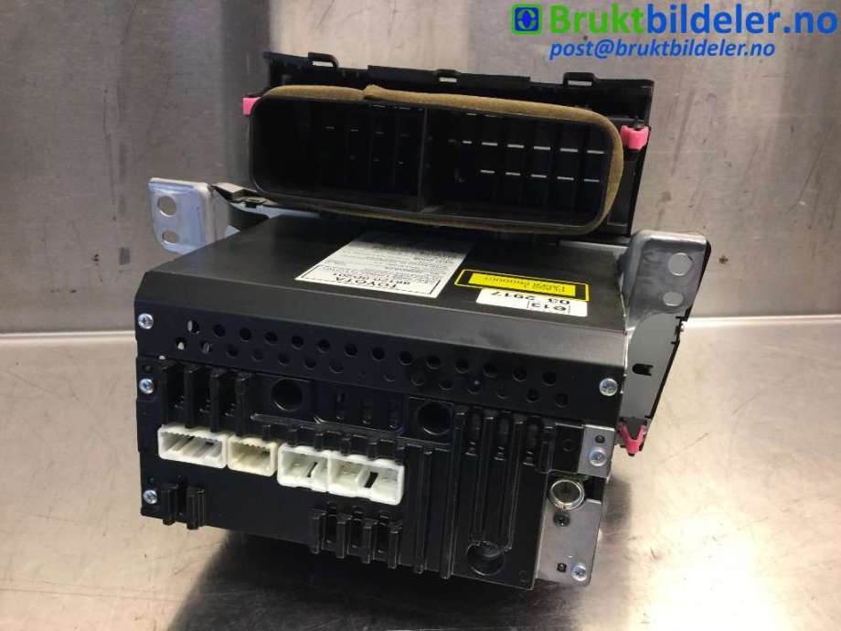 Bilstereo til Toyota Yaris 2009-2011 (Type II, Fase 2) (TOYOTA|86120-0D201|122000-71110101|)